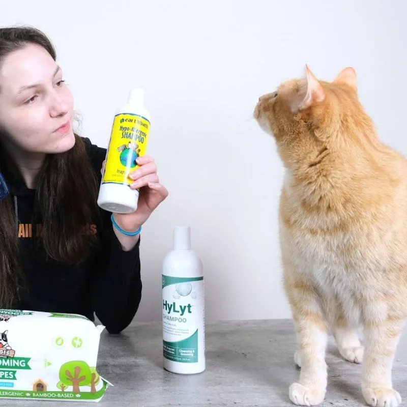 Choosing the Right Cat Shampoo